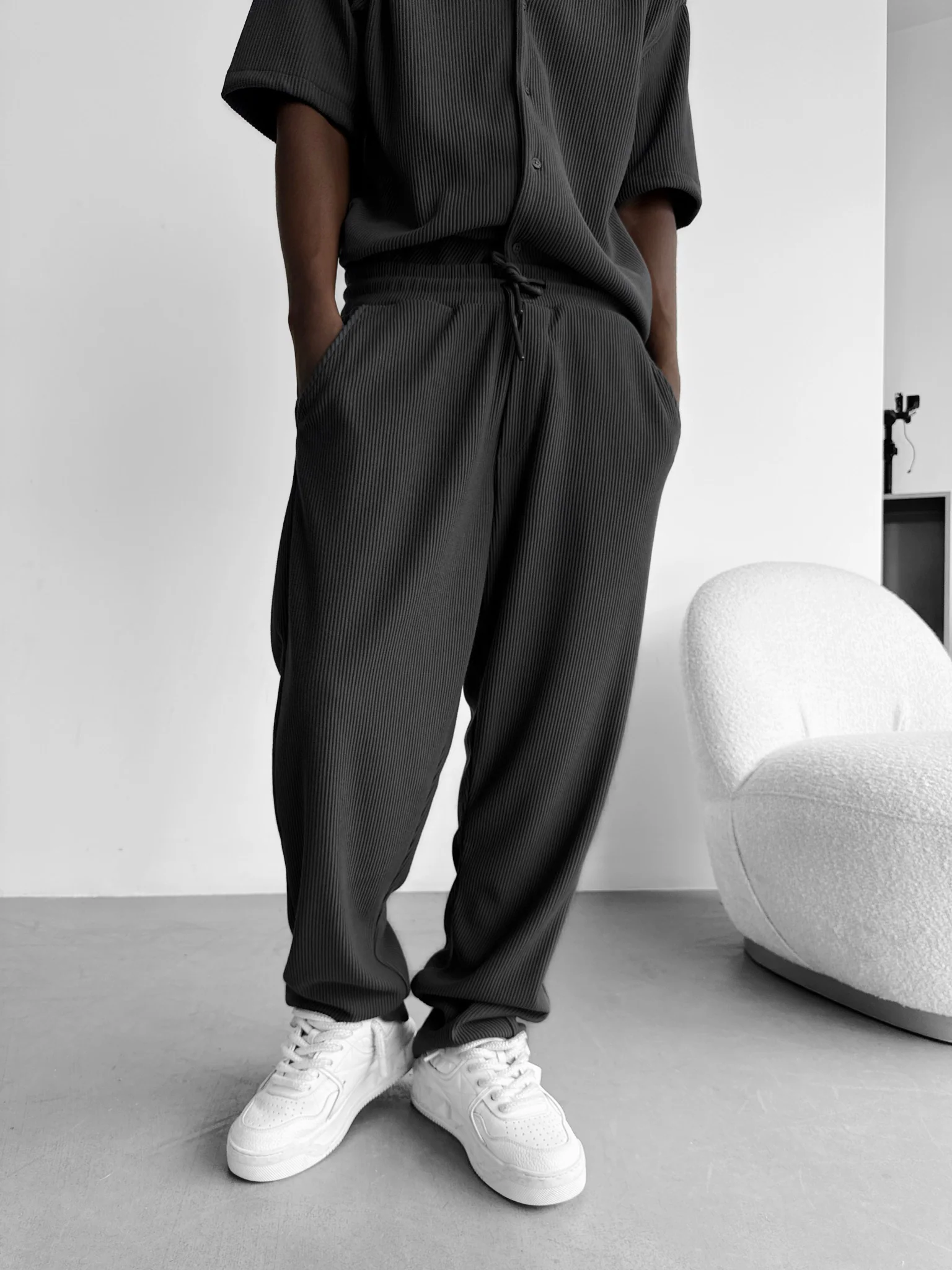 Loose Fit Cord Pant - Anthracite - Image 7