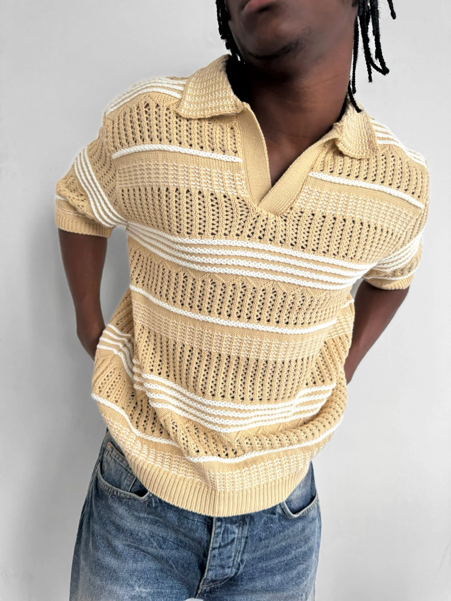 Loose Fit Patterned collar knit T-Shirt - Beige - Image 2