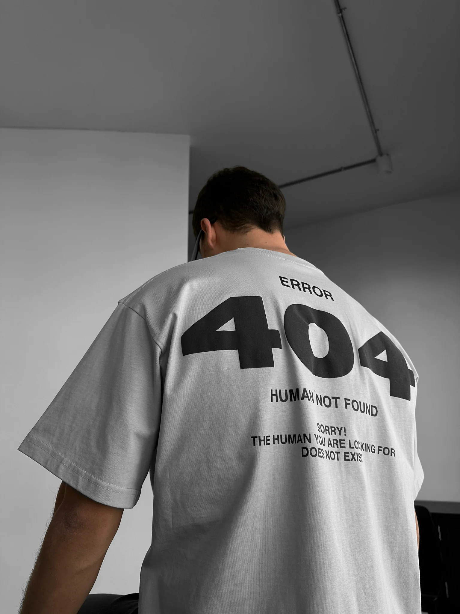 Oversize 404 T-shirt - Grey - Image 3