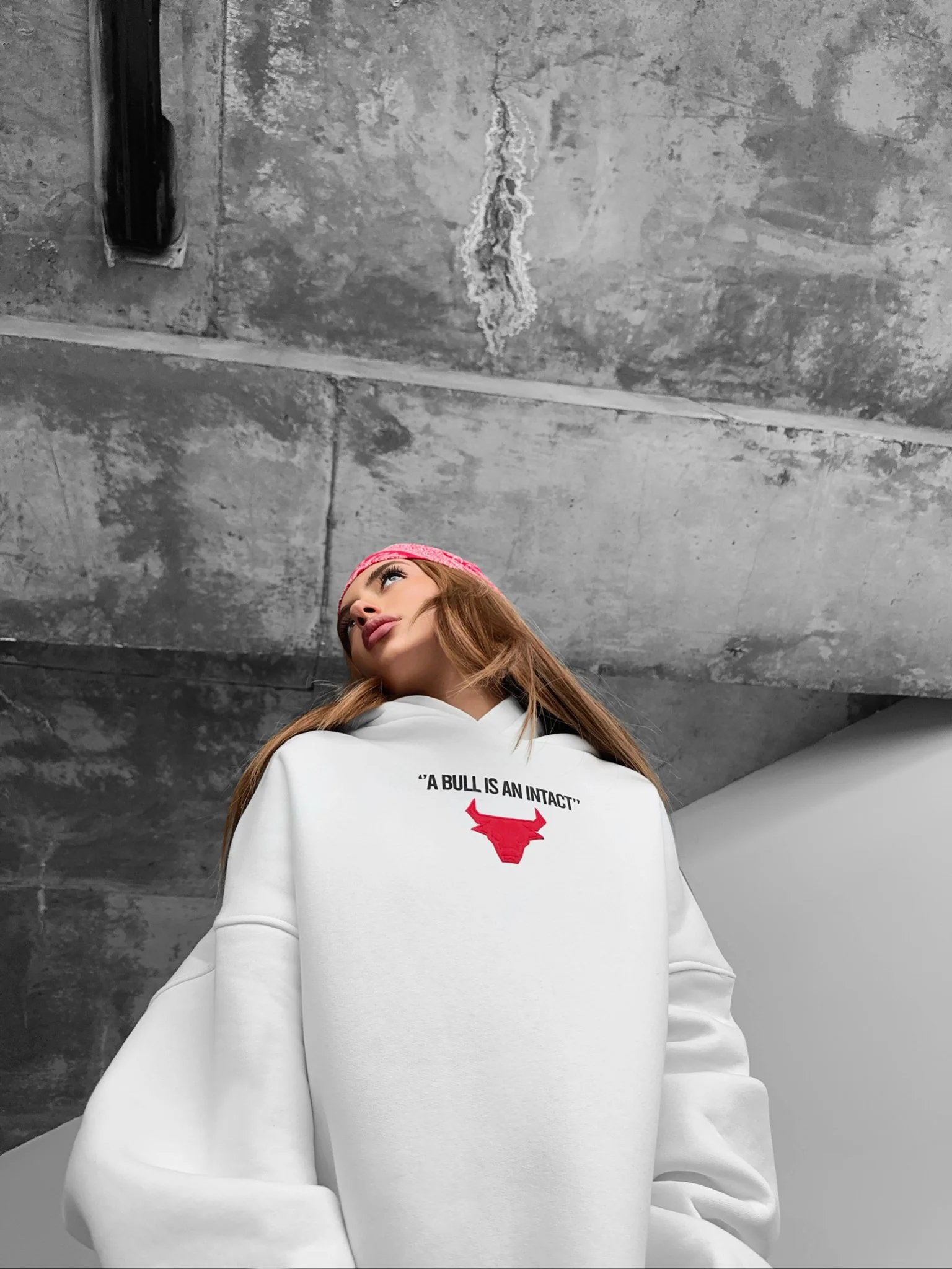Oversize Bull Hoodie - Off White - Image 6