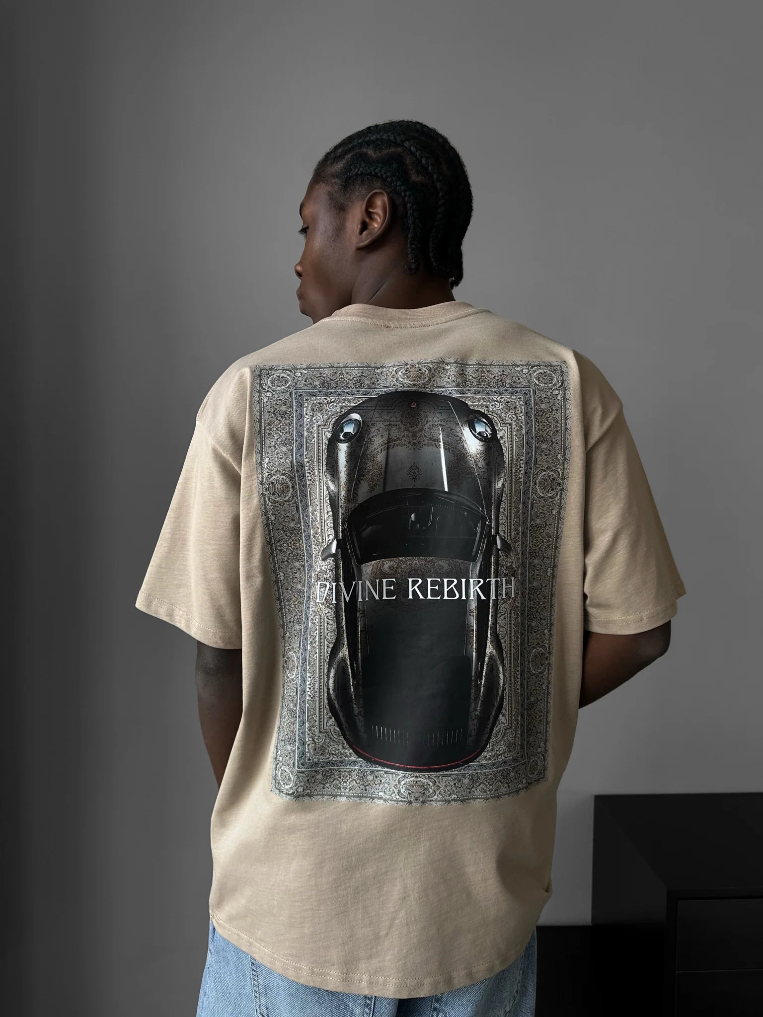 Oversize 'Divine Rebirth' T-Shirt - Beige