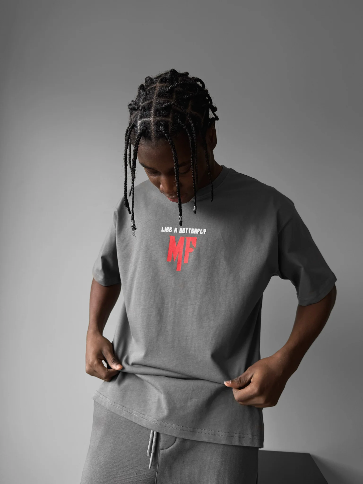 Oversize 'Like a Butterfly' T-Shirt - Anthracite - Image 2