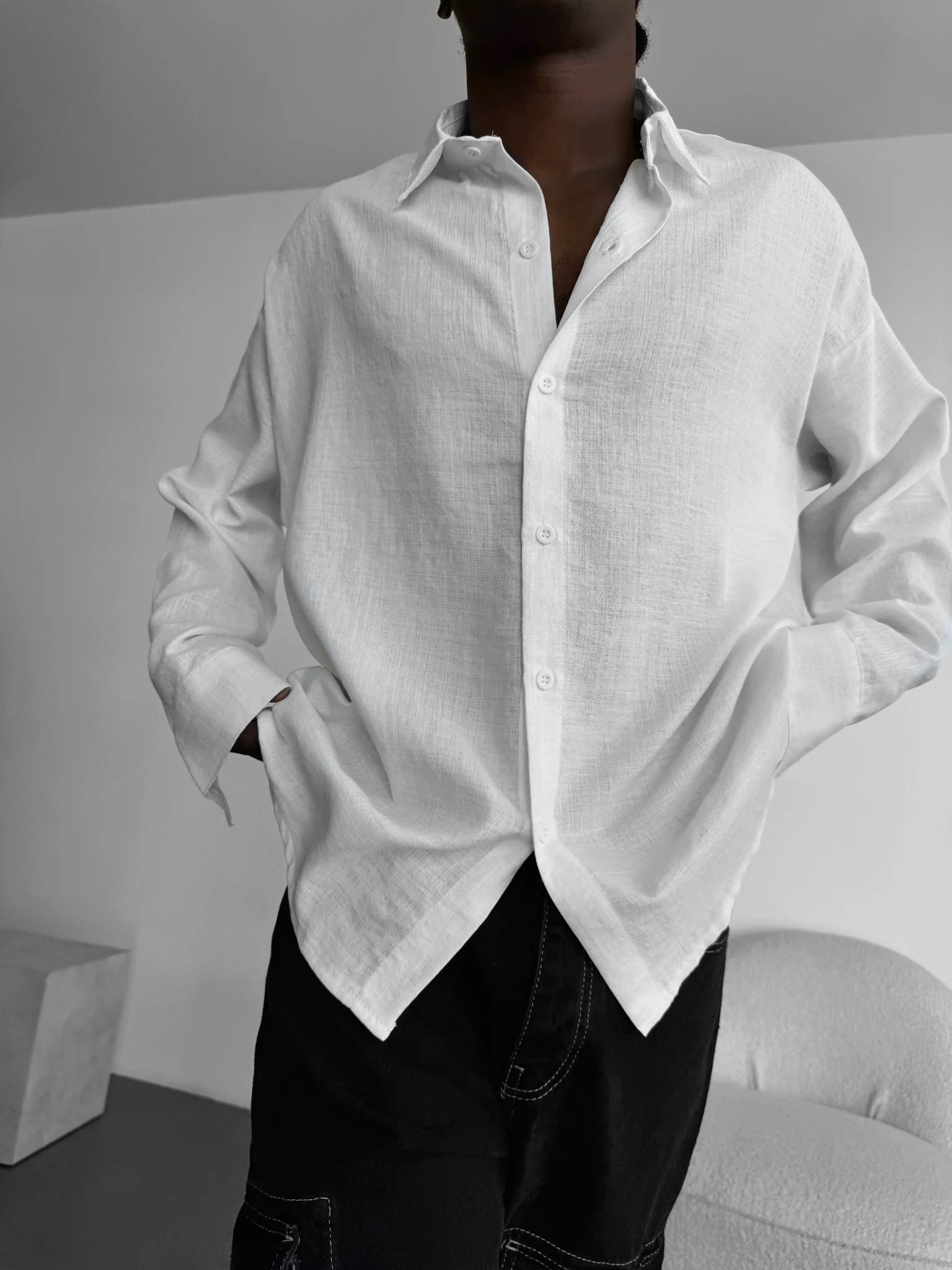Oversize Linen Shirt - White - Image 4