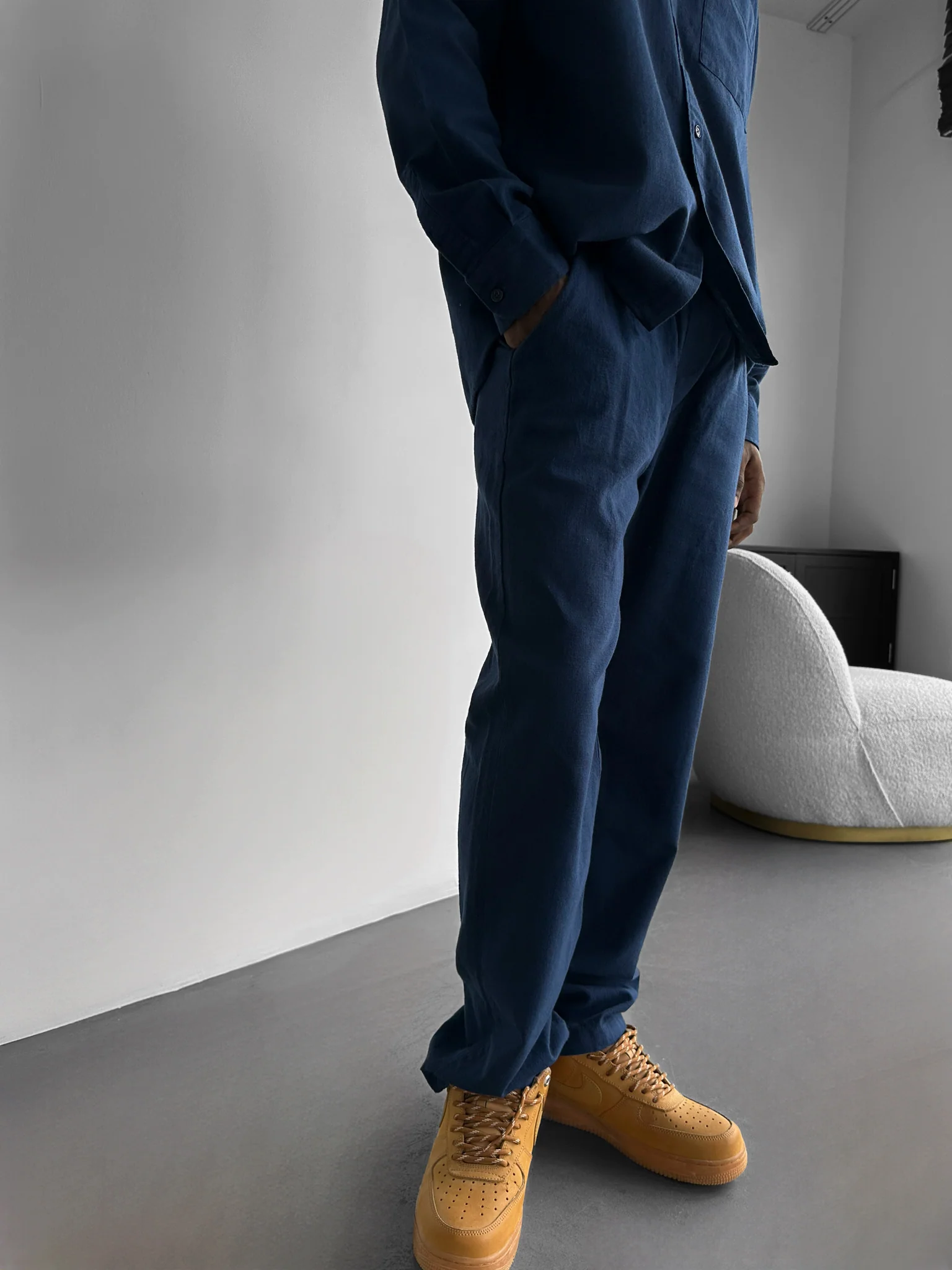 Oversize Linen Suit Pants - Indigo - Image 2