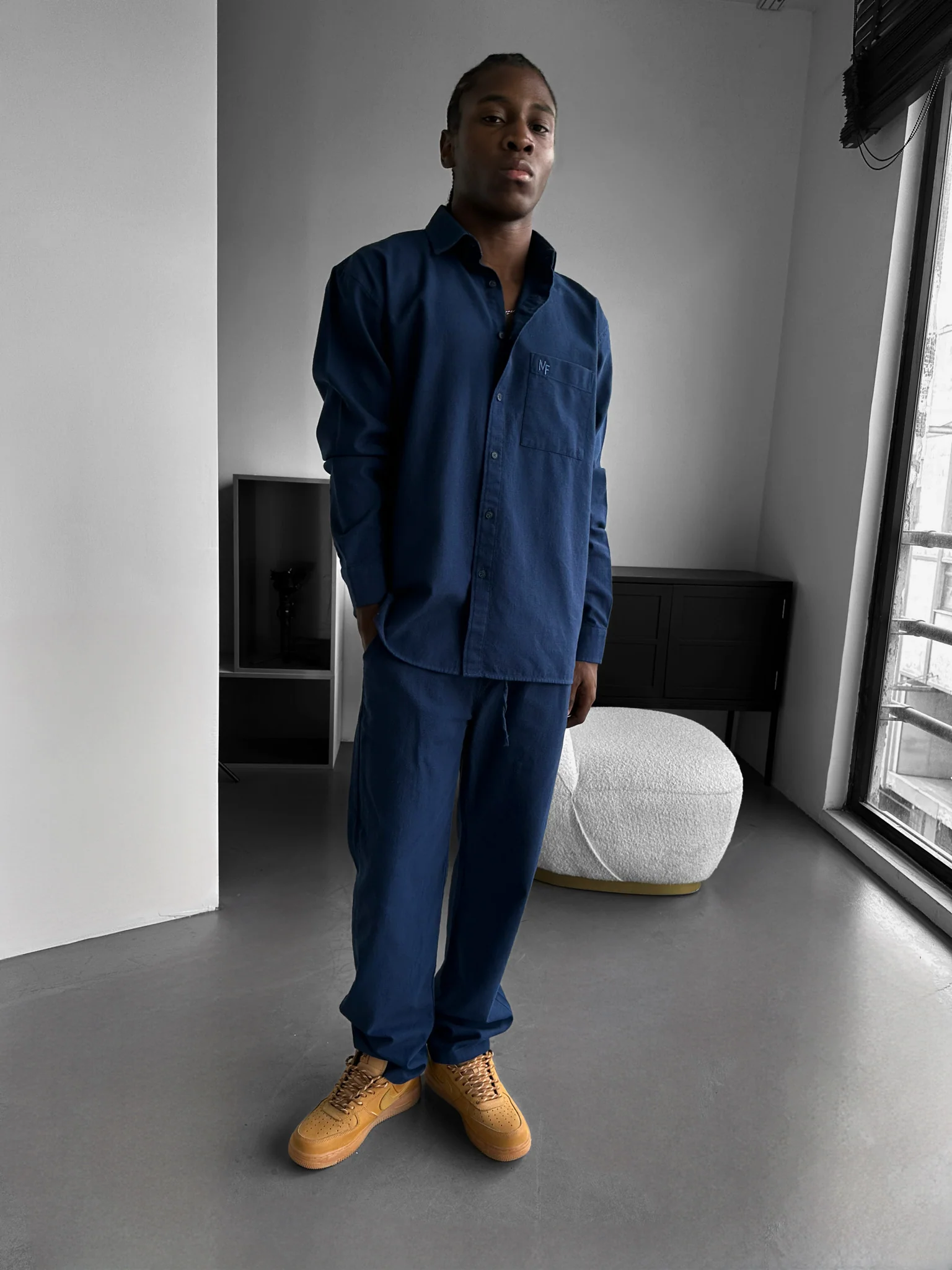 Oversize Linen Suit Pants - Indigo - Image 3