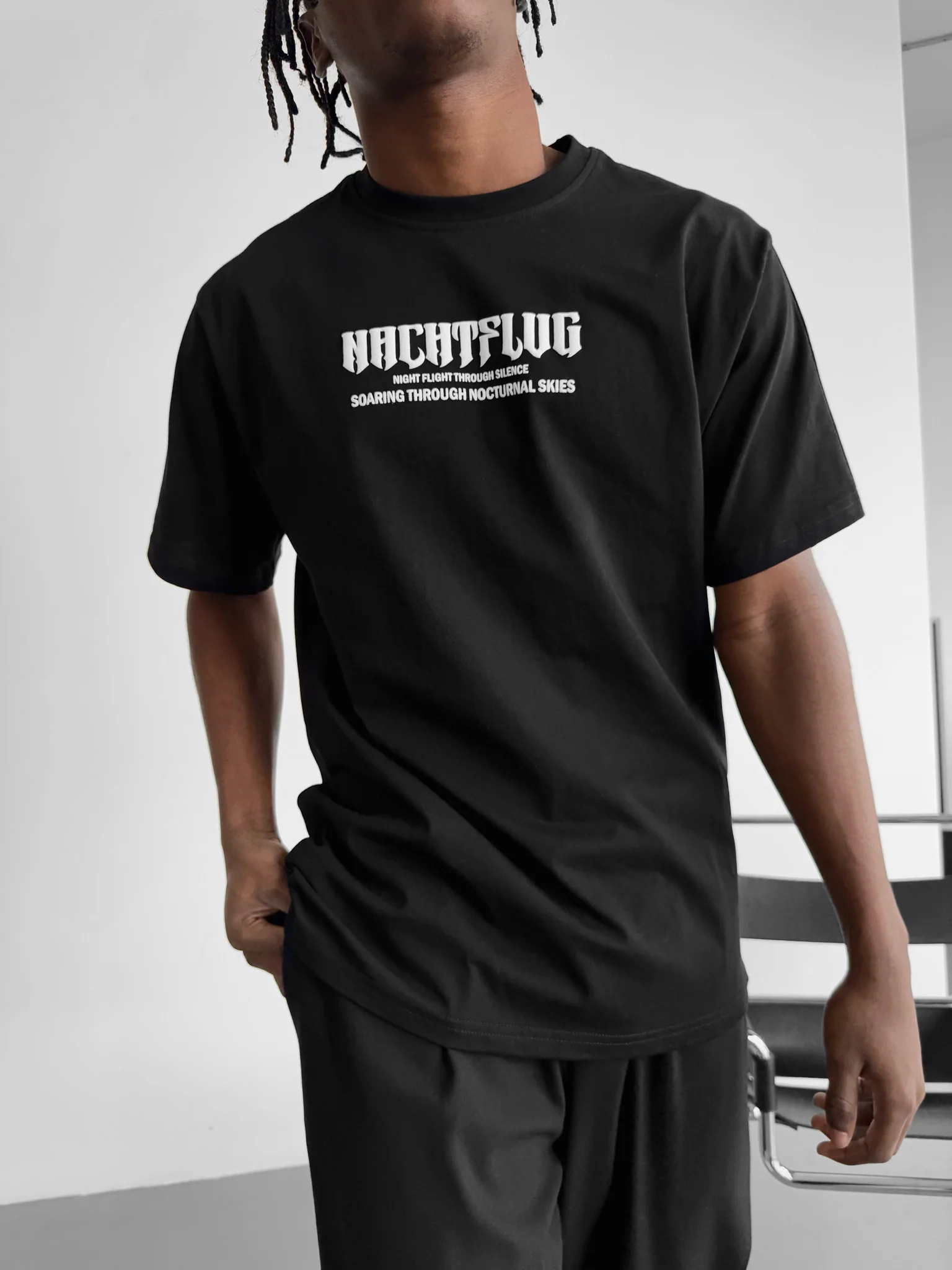 Oversize "Nachtflug" T-Shirt - Black - Image 3