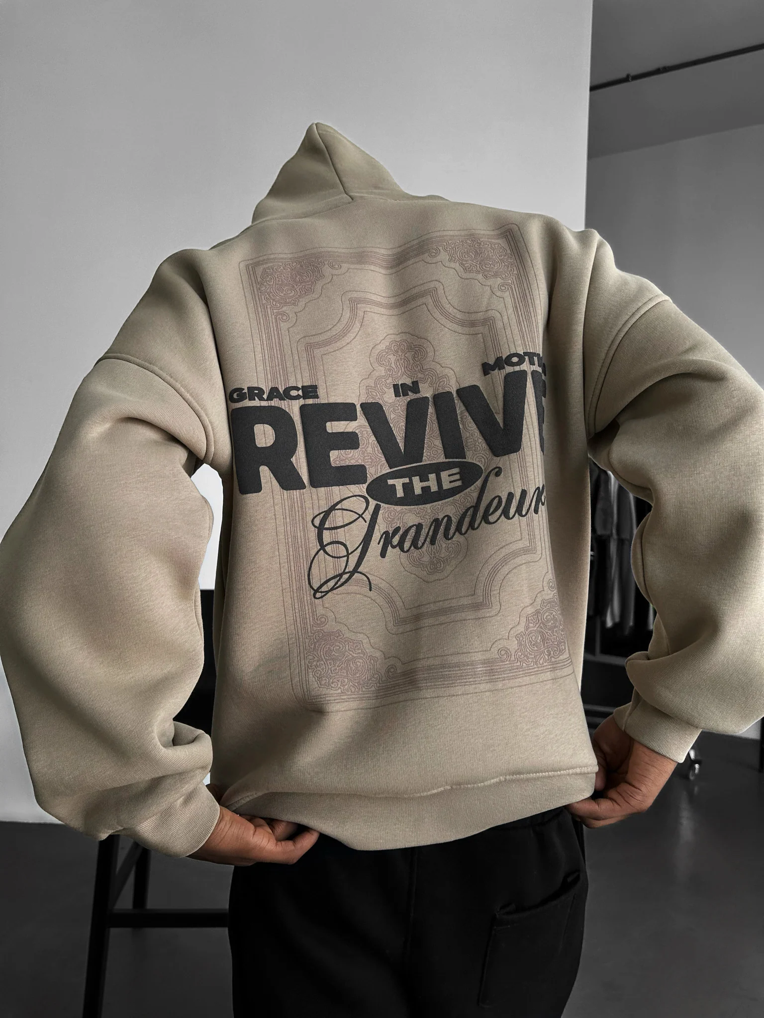 Oversize Revive Hoodie - Simply Taupe - Image 4