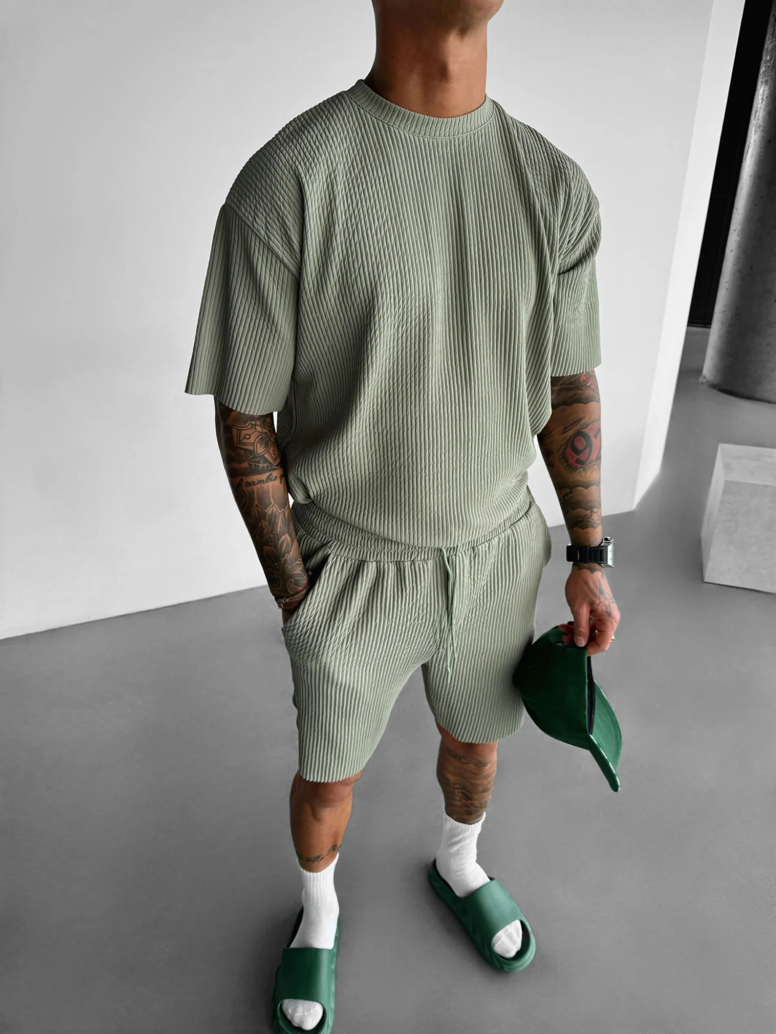 Oversize Ribbed T-Shirt - Green - Image 2