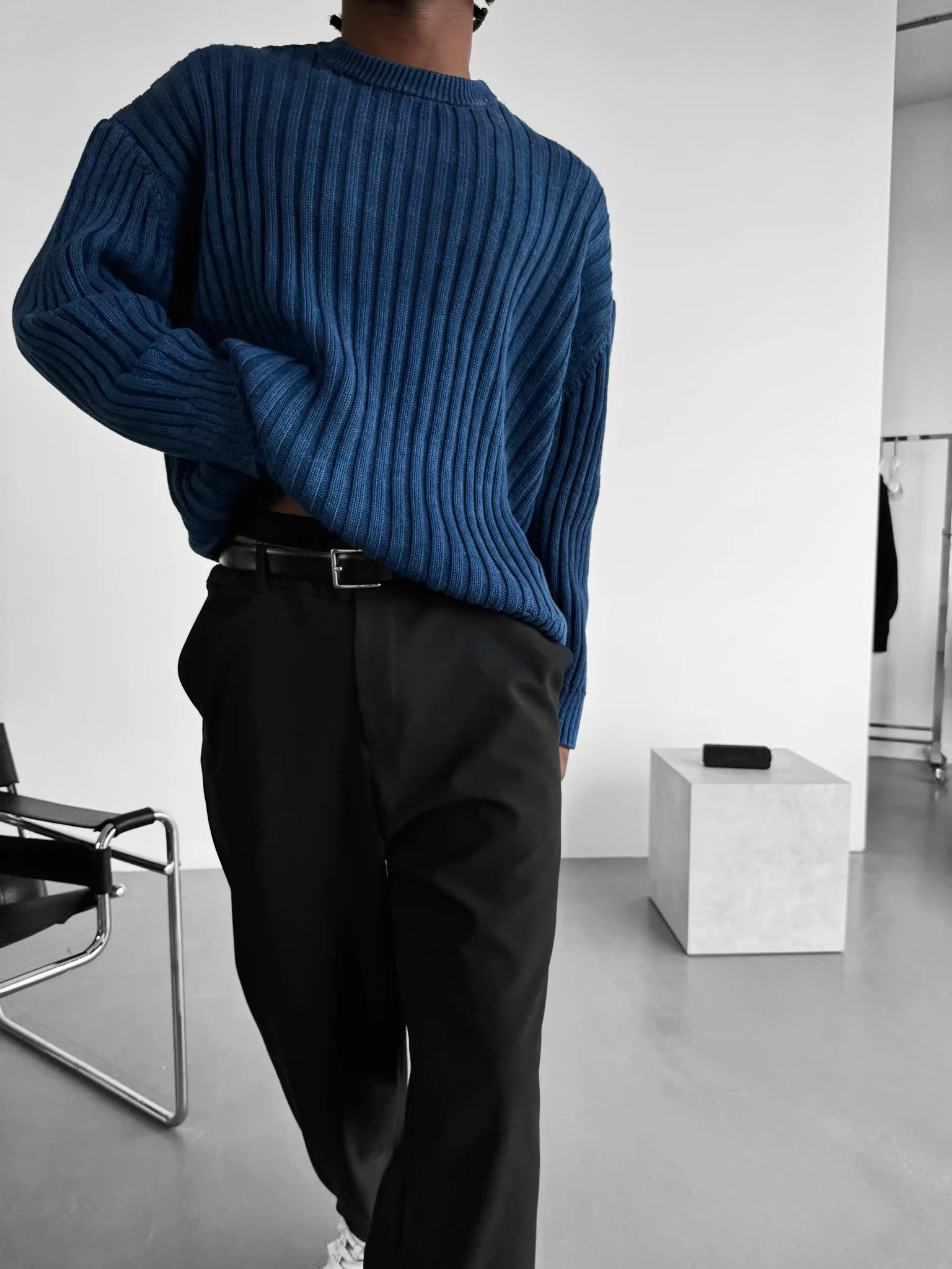 Oversize Ribbed Washed Sweater - Blue - Image 5