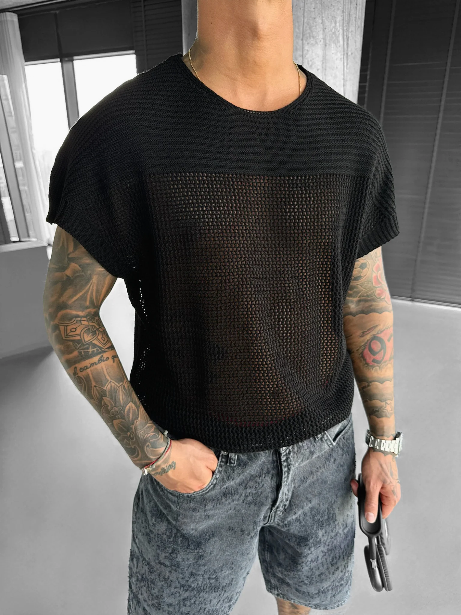 Oversize Textured Knit T-shirt - Black - Image 3