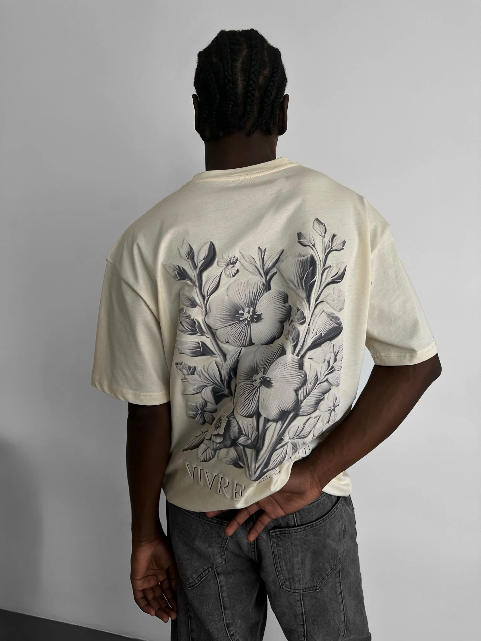 Oversize 'Vivre la Vie' T-Shirt - Antique White