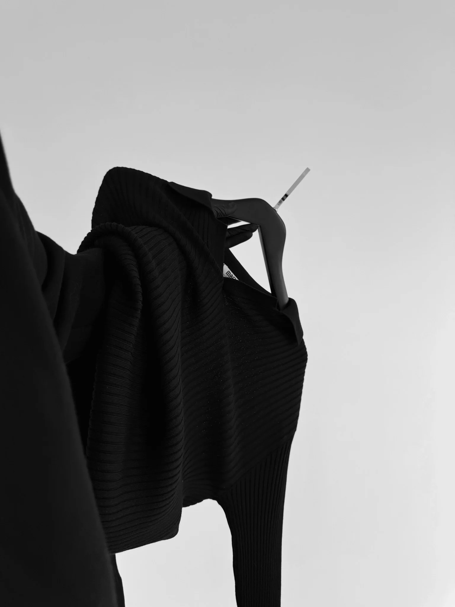 Slim Fit Knit Polo Sweater - Black - Image 4